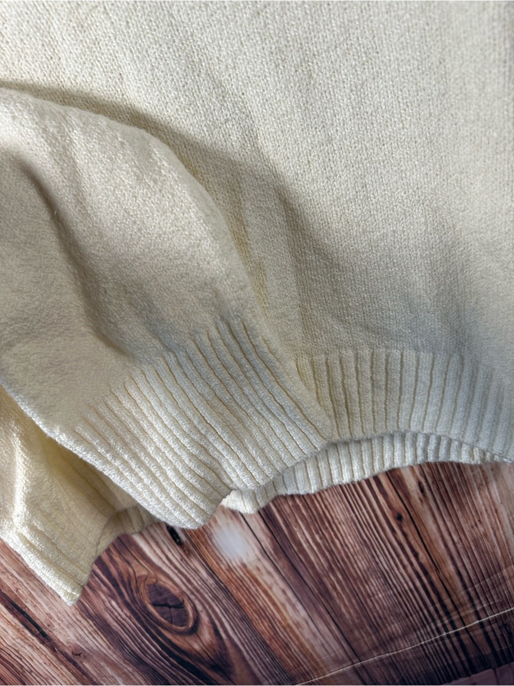 INDUSTRY Cream Knit Collared V-Neck Pullover Sweater Size Large - Picture 10 of 11